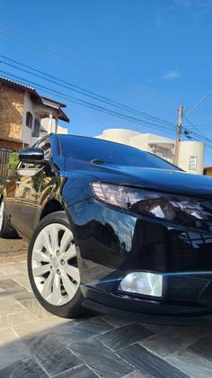 KIA CERATO 1.6 SX3 16V GASOLINA 4P MANUAL KIA CERATO 1.6 SX3 16V GASOLINA 4P MANUAL